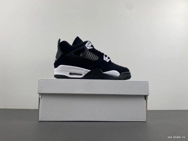 Cheap 4 White Thunder Air Retro Jordan FQ8213-001 0613